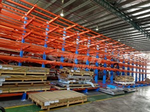 Bottom price Pallet Racking Uprights -
 Customized Cantilever Pipe Rack for Our Malaysia Clients – Spieth